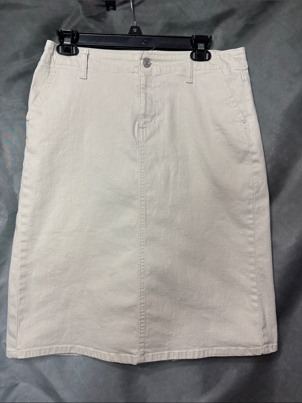 GAP Cream Pencil Skirt